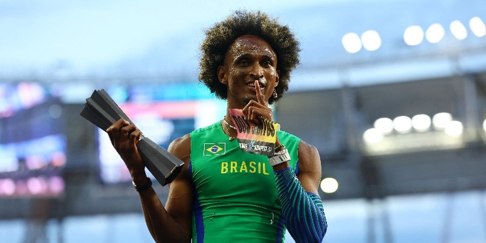 FUTEBOL EM ALERTA: Melhor entre os melhores: Alison dos Santos é campeão do Ultimate 2026